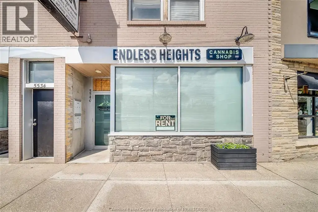 5540 Wyandotte Street East, Windsor